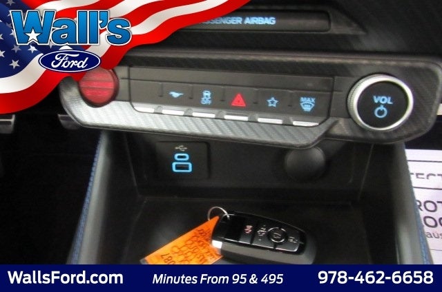 2025 Ford Mustang Dark Horse