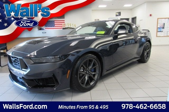 2025 Ford Mustang Dark Horse