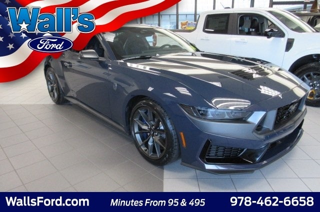 2025 Ford Mustang Dark Horse