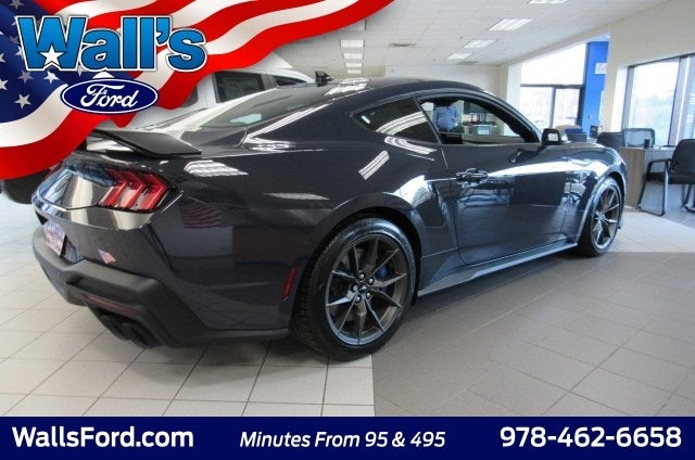 2025 Ford Mustang Dark Horse