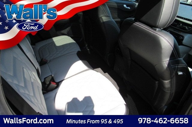 2024 Ford Escape Plug-In Hybrid Base