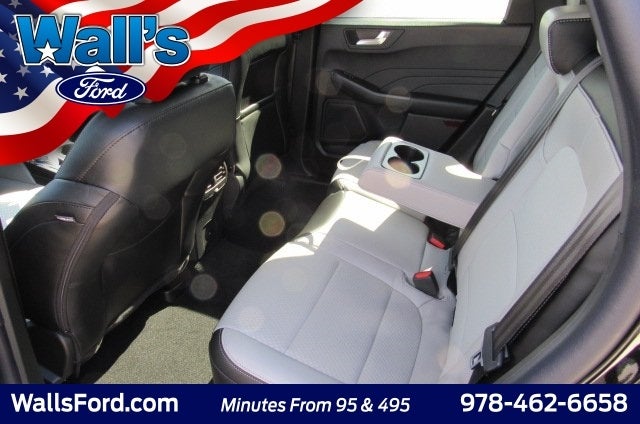 2025 Ford Escape Plug-In Hybrid Base