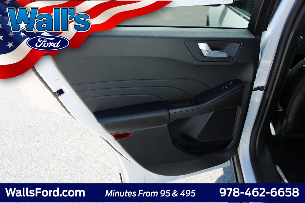 2025 Ford Escape Plug-In Hybrid Base