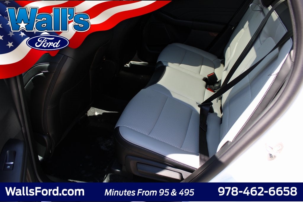 2025 Ford Escape Plug-In Hybrid Base