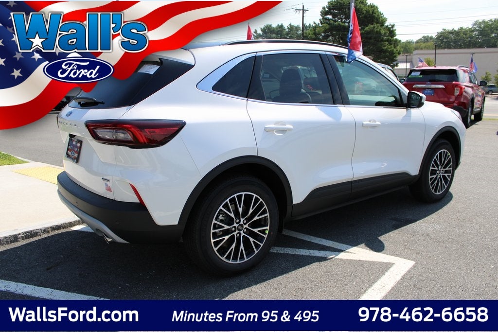2025 Ford Escape Plug-In Hybrid Base