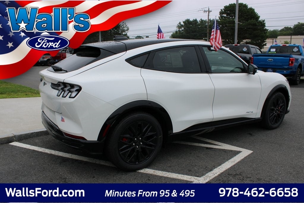 2025 Ford Mustang Mach-E Premium