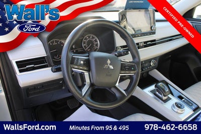 2022 Mitsubishi Outlander SEL